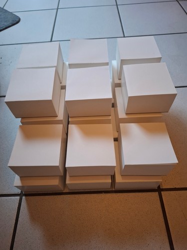 Notizblöcke 9x9 je - 24, cm